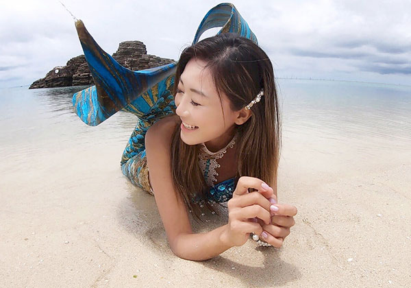 美人魚運動的益處: 泳姿優雅、比一般泳式更能有效地收腹、細腰，以作健康修身、實踐人魚夢。